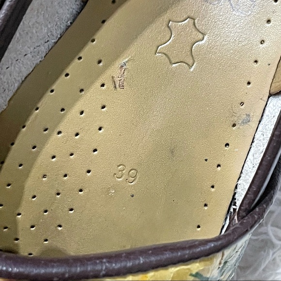 Dansko Professional Clog- Yellow Floral Gator - Picture 5 of 9